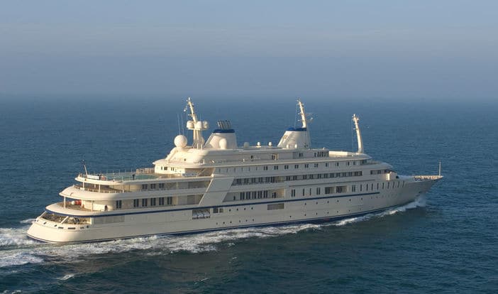al-said-luxurious-yacht-ezzin